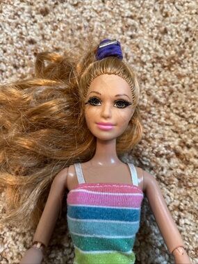 2012 Barbie Life in the Dreamhouse Summer Doll Rooted Eyelashes.